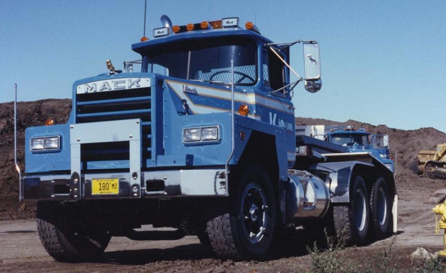 lowboy 001