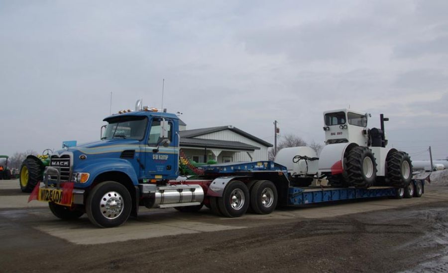 lowboy 073