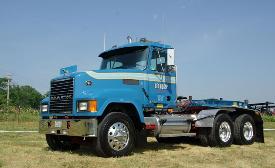 lowboy 102